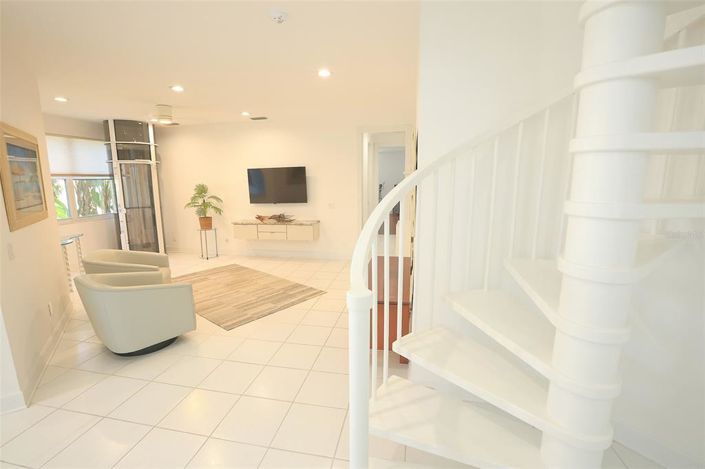 Image No.21-4 Bed Property for sale