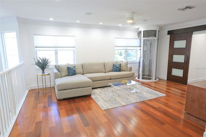 Image No.40-4 Bed Property for sale