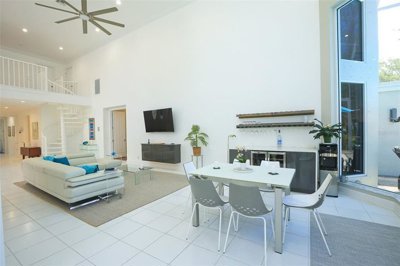 fa005713
