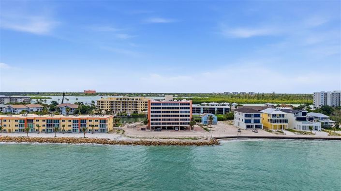 Image No.2-Propriété de 3 chambres à vendre à Sarasota