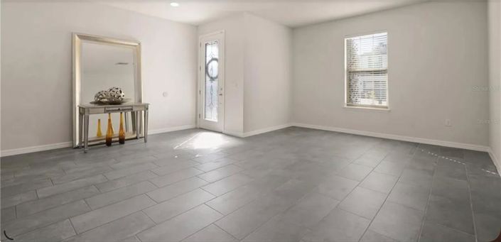 Image No.4-4 Bed Property for sale