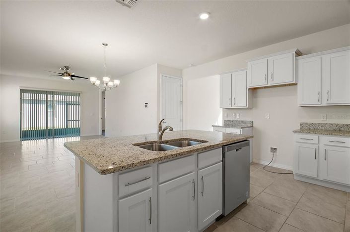 Image No.14-3 Bed Property for sale