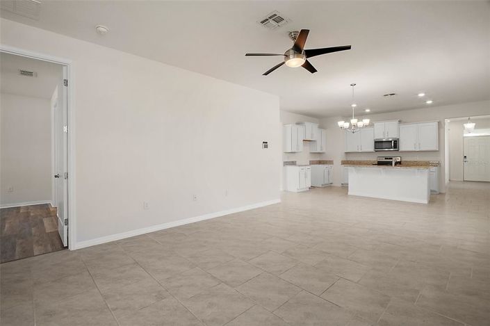 Image No.9-3 Bed Property for sale