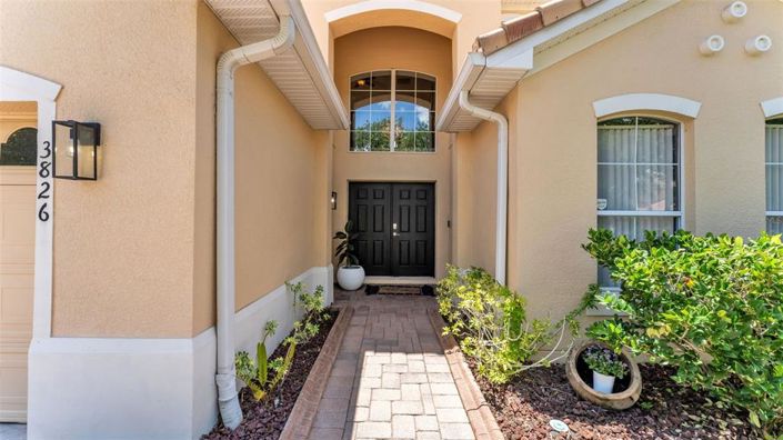 Image No.6-5 Bed Property for sale