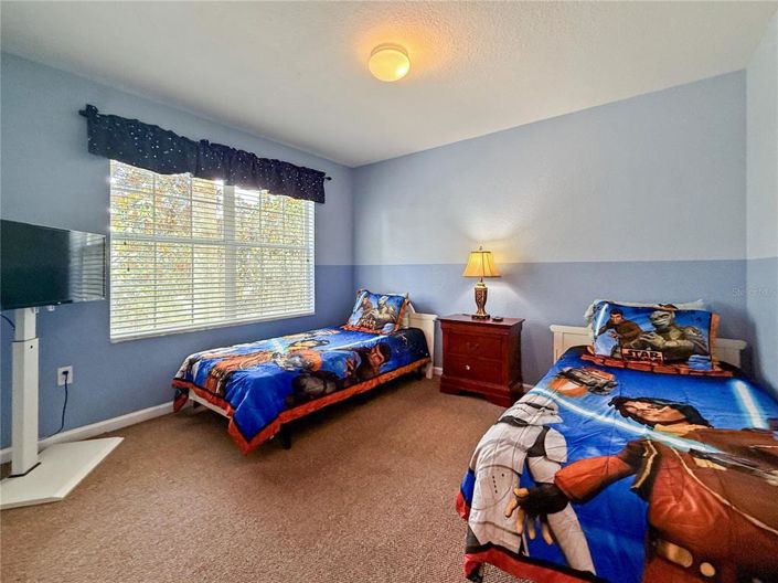 Image No.32-6 Bed Property for sale