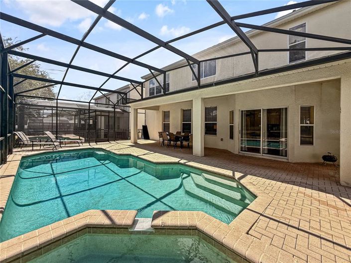 Image No.38-6 Bed Property for sale
