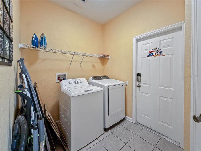 Image No.46-6 Bed Property for sale