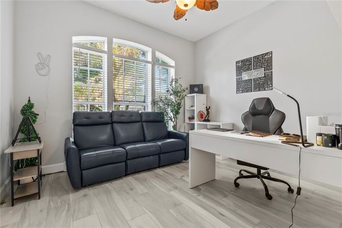 Image No.20-Propriété de 4 chambres à vendre à Orlando