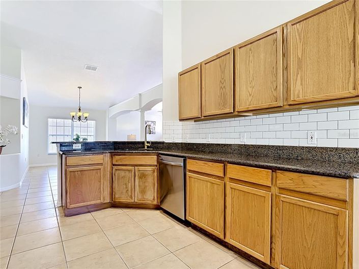 Image No.15-Propriété de 4 chambres à vendre à Kissimmee