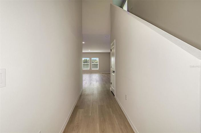 Image No.9-5 Bed Property for sale