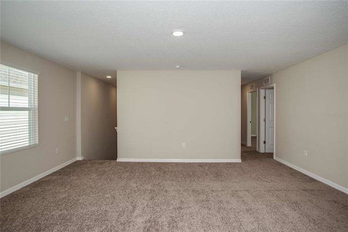 Image No.26-5 Bed Property for sale