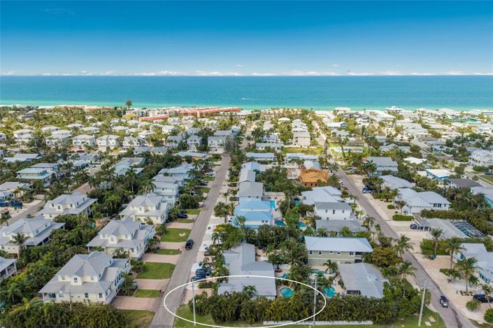 Image No.3-Propriété de 3 chambres à vendre à Holmes Beach