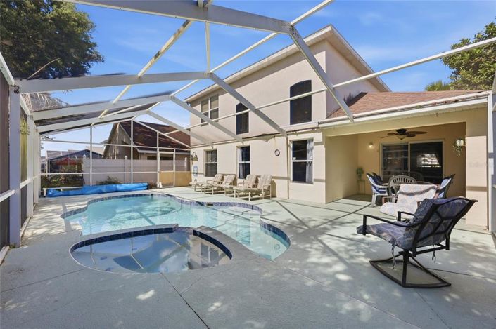 Image No.40-3 Bed Property for sale