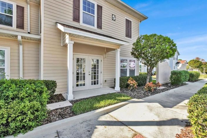 Image No.2-4 Bed Townhouse for sale