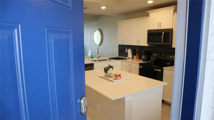 Image No.4-2 Bed Property for sale