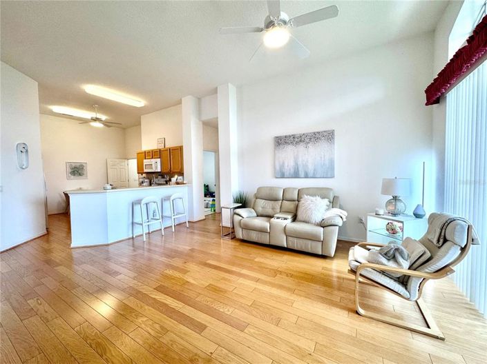 Image No.10-3 Bed Property for sale