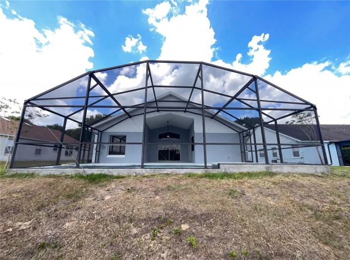 Image No.5-Propriété de 4 chambres à vendre à Clermont