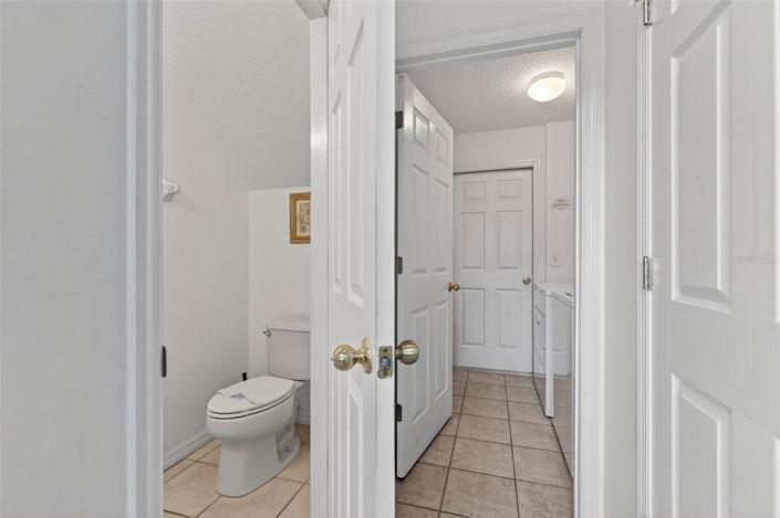 Image No.20-6 Bed Property for sale