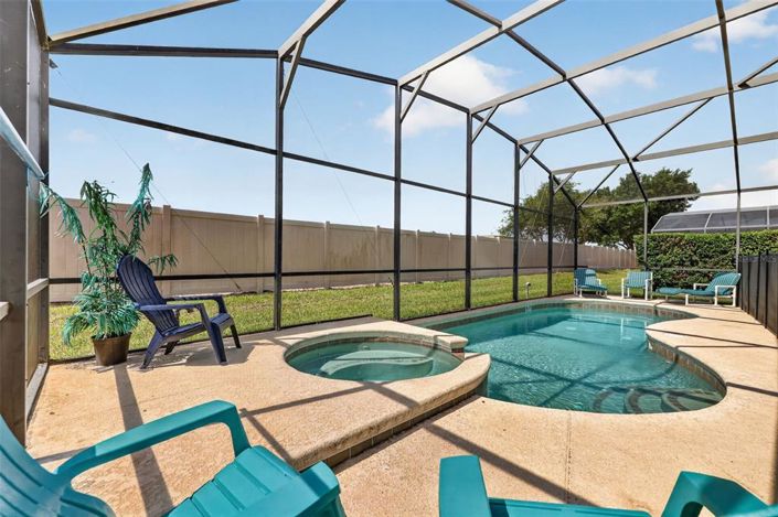 Image No.30-6 Bed Property for sale