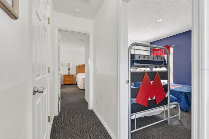 Image No.41-6 Bed Property for sale
