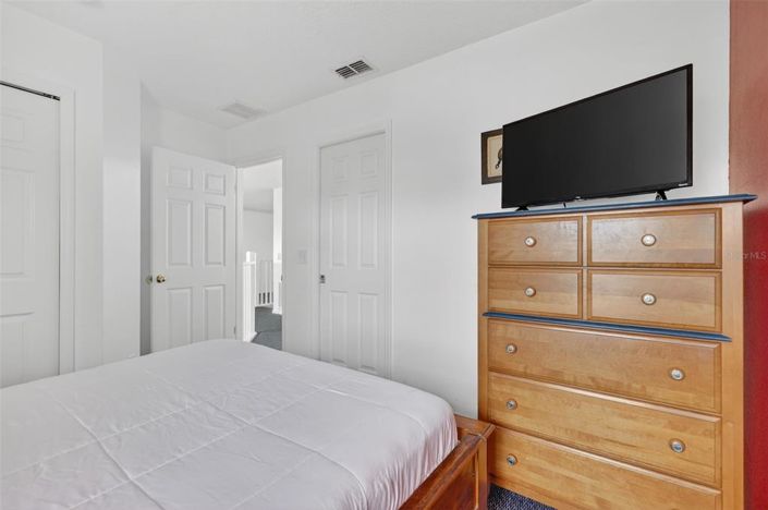 Image No.52-6 Bed Property for sale