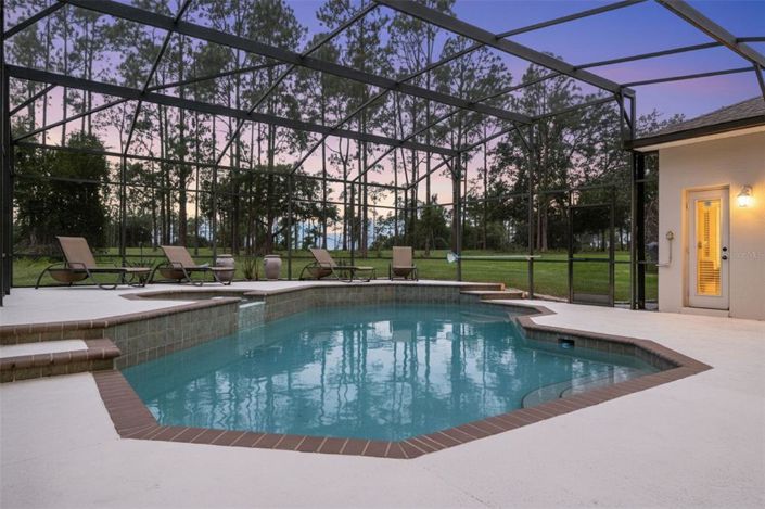 Image No.47-5 Bed Property for sale