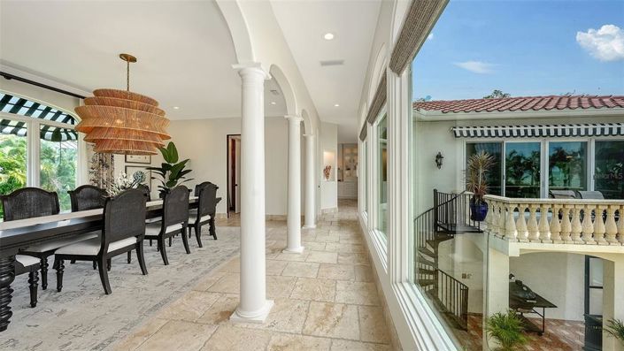Image No.27-3 Bed Property for sale