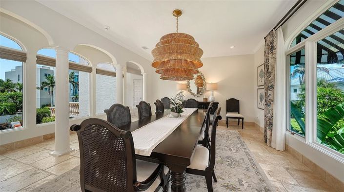 Image No.30-3 Bed Property for sale