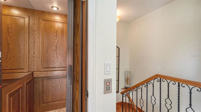 Image No.42-3 Bed Property for sale