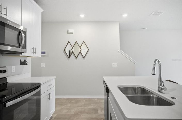 Image No.17-3 Bed Townhouse for sale