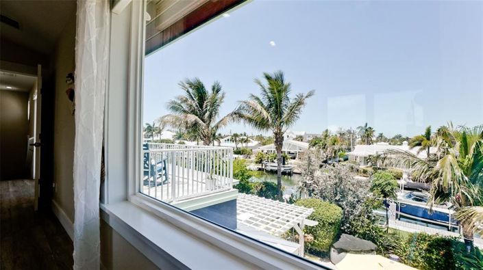 Image No.27-4 Bed Property for sale