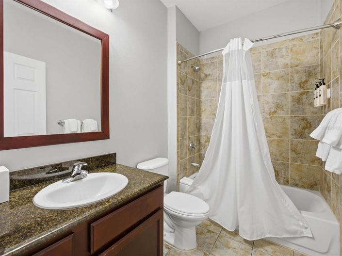 Image No.25-3 Bed Property for sale