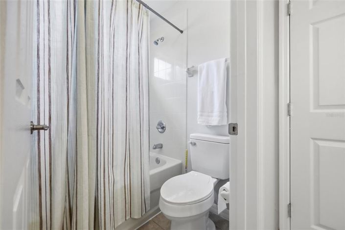 Image No.35-5 Bed Property for sale