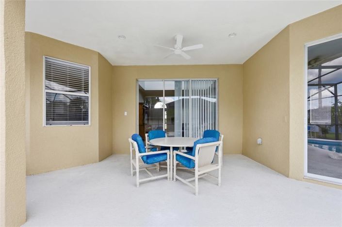 Image No.37-5 Bed Property for sale