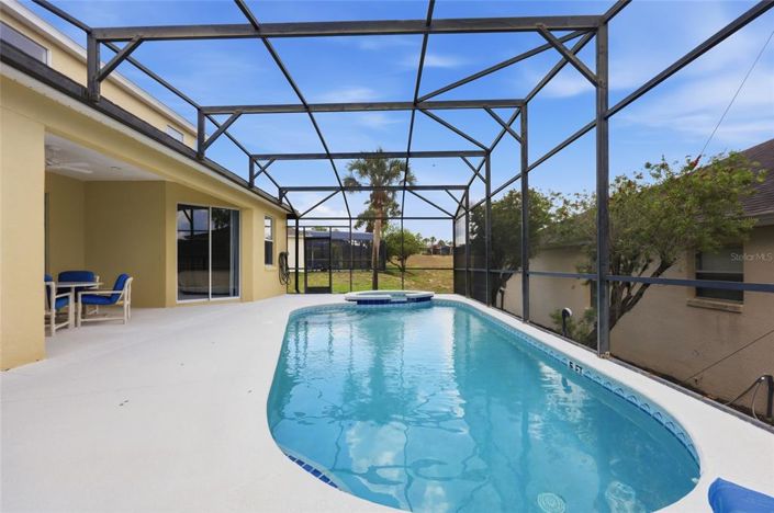 Image No.41-5 Bed Property for sale