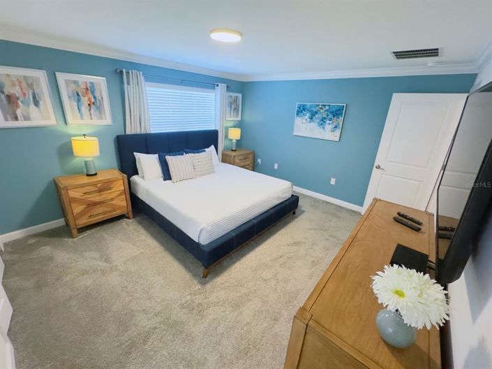 Image No.17-4 Bed Townhouse for sale