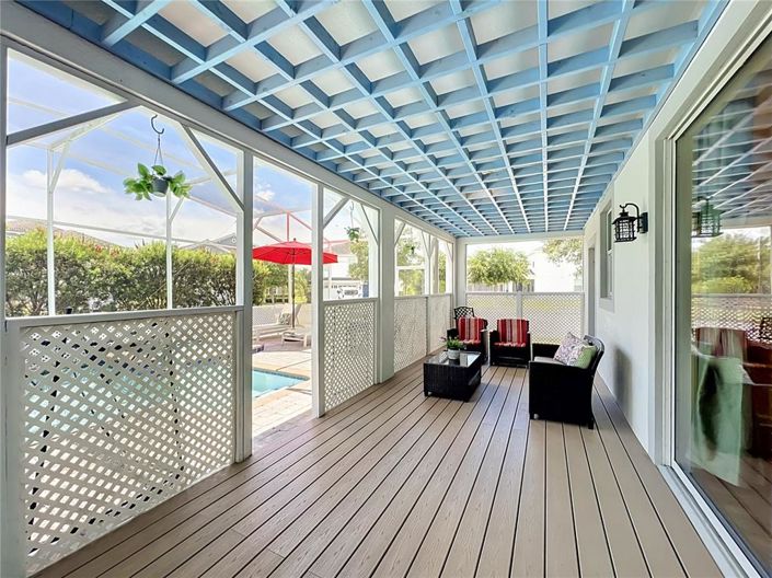 Image No.2-8 Bed Property for sale