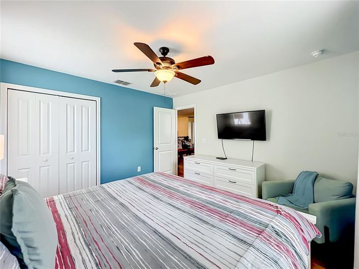 Image No.57-8 Bed Property for sale