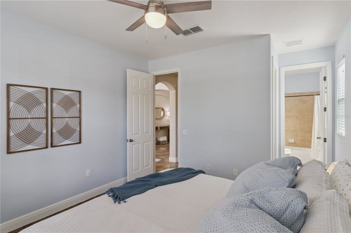 Image No.29-4 Bed Property for sale
