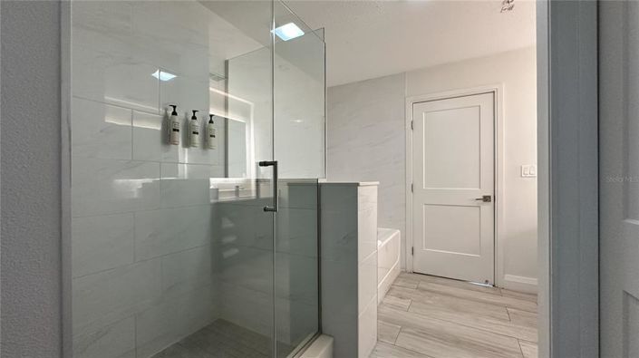 Image No.24-2 Bed Property for sale