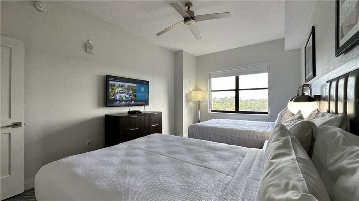 Image No.30-2 Bed Property for sale
