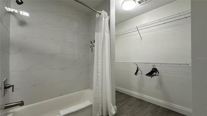 Image No.36-2 Bed Property for sale