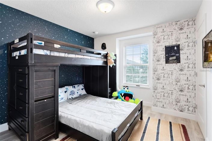 Image No.19-5 Bed Townhouse for sale