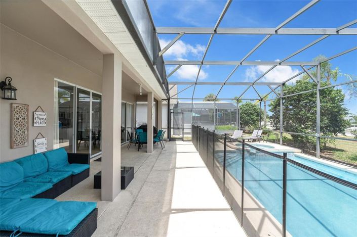 Image No.16-7 Bed Property for sale