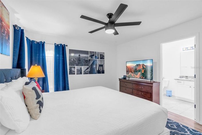 Image No.34-7 Bed Property for sale