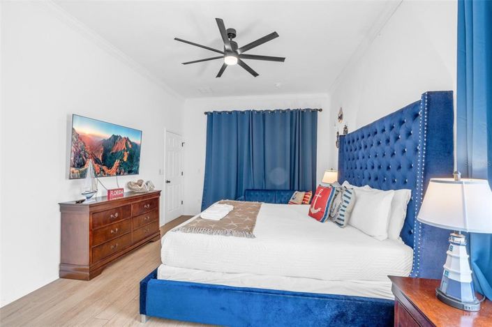 Image No.51-7 Bed Property for sale