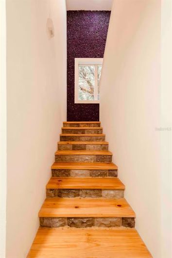 Image No.34-3 Bed Property for sale