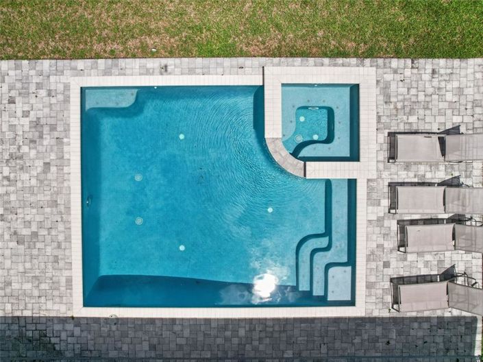 Image No.41-8 Bed Property for sale