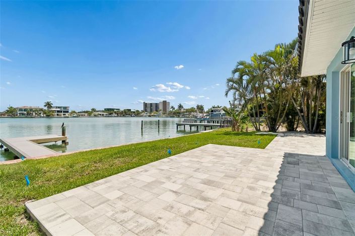 Image No.40-3 Bed Property for sale