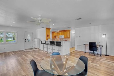 3854745b